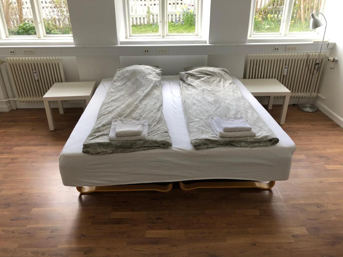 Rooms In Quiet White Villa Apartment Hortensiavej 8 On Frederiksberg C Copenhague Extérieur photo