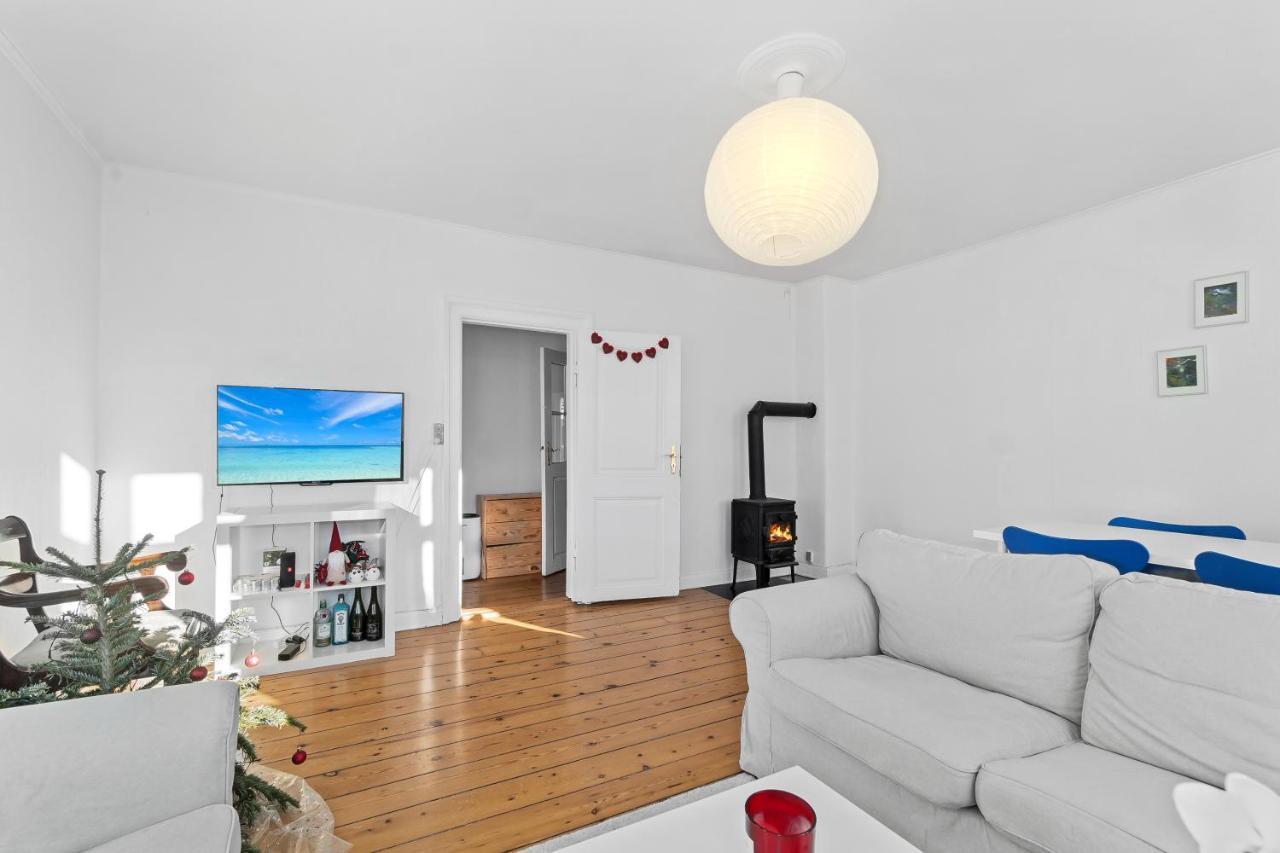 Rooms In Quiet White Villa Apartment Hortensiavej 8 On Frederiksberg C Copenhague Extérieur photo