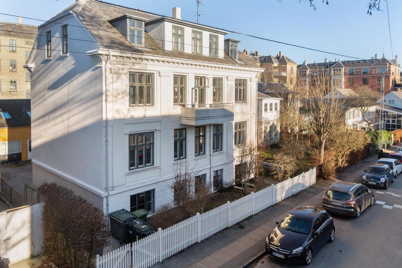 Rooms In Quiet White Villa Apartment Hortensiavej 8 On Frederiksberg C Copenhague Extérieur photo